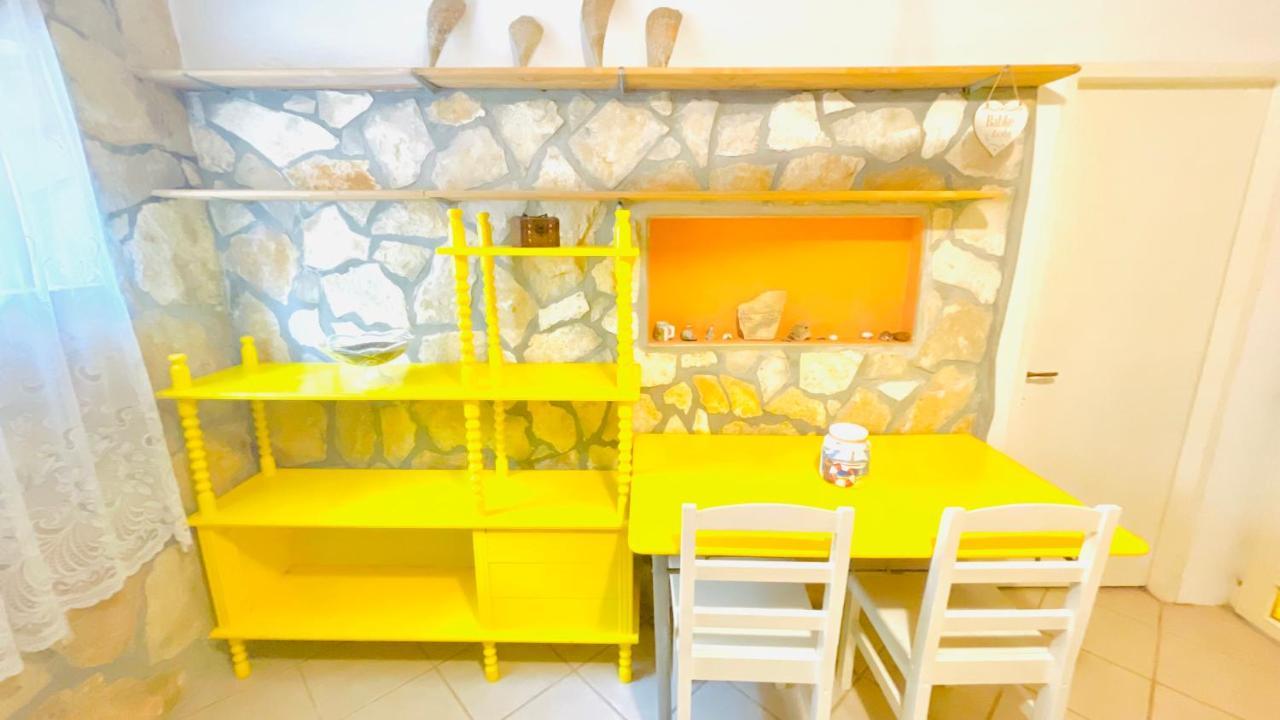 Colorful And Happy Apartment Sukosan - With Parking Kültér fotó